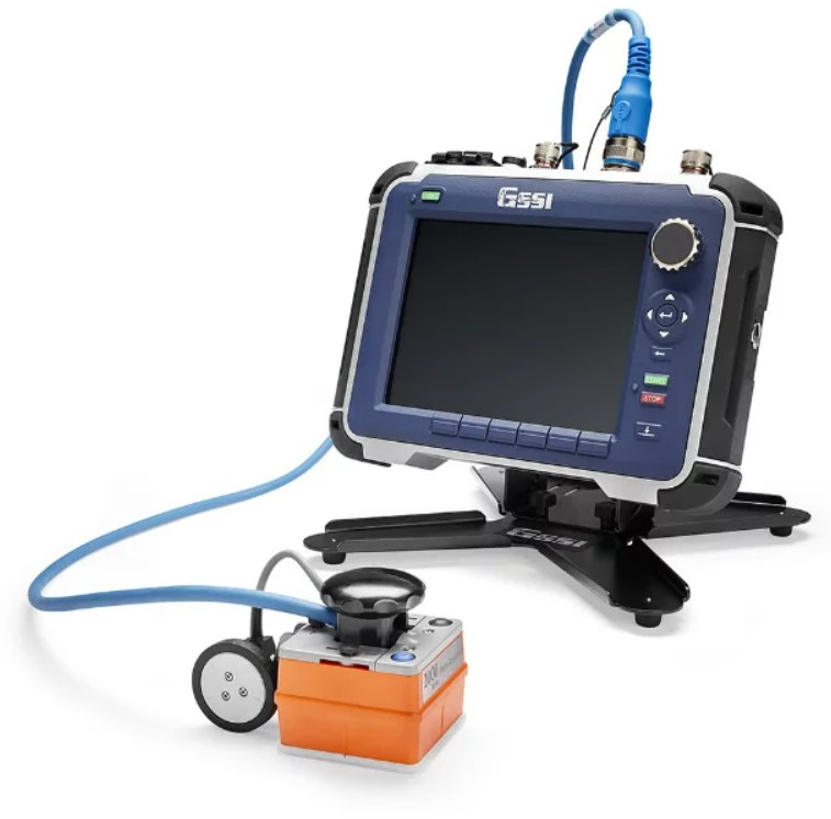 GSSI-SIR4000-Stand